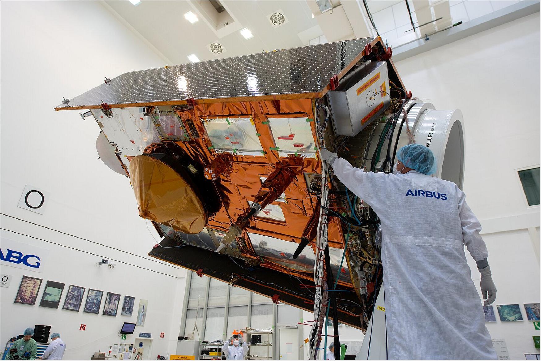 Figure 71: The Copernicus Sentinel-6/Jason CS stands on display at the IAGB space test center. It will map up to 95% of Earth's ice-free ocean every 10 days in order to monitor sea level variability. The radar altimeter will also measure the ocean surface topography – the hills and valleys of the ocean – that help us to map ocean currents. In addition, it will provide estimates of wind speed and wave height for maritime safety (image credit: ESA, S. Corvaja)