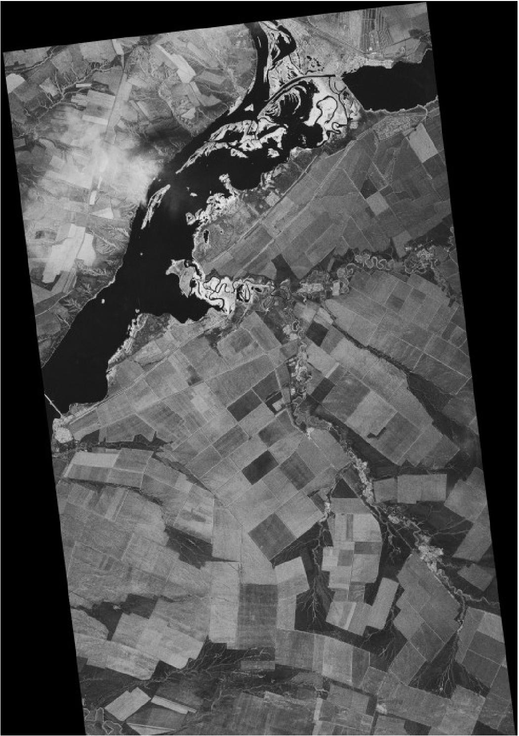 Figure 51: The first TerraSAR-X image of the Tsimlyanskoye reservoir, Russia, taken on June 19, 2007 (image credit: DLR)