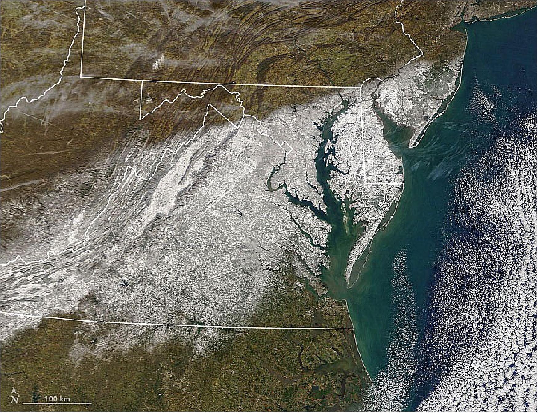Figure 38: The MODIS instrument on NASA’s Terra satellite captured this image of the snow band on January 4, 2022. Parts of southern Virginia and southern Maryland saw some of the highest accumulations, with more than 14 inches (36 cm) falling in Spotsylvania, Stafford, and Calvert counties (image credit: NASA Earth Observatory image by Joshua Stevens, using MODIS data from NASA EOSDIS LANCE and GIBS/Worldview. Story by Adam Voiland)