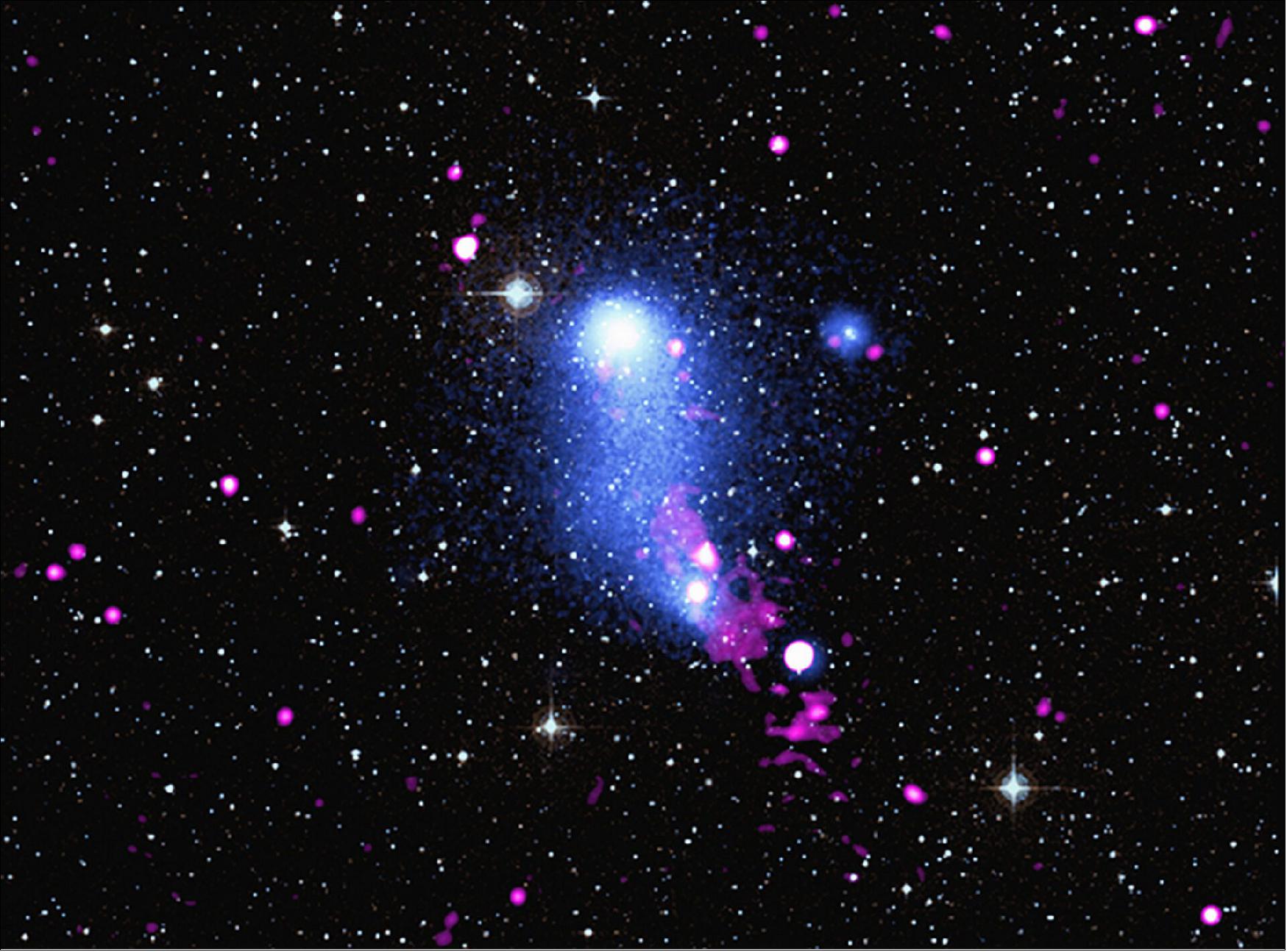 Figure 33: Bridge between galaxy clusters in Abell 2384 (image credit: X-ray: NASA/CXC/SAO/V. Parekh, et al. & ESA/XMM-Newton; Radio: NCRA/GMRT)